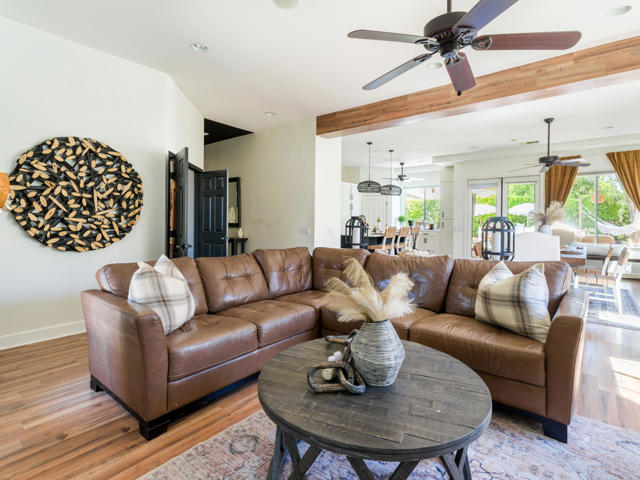 Image 10 of 39 For 79818 Parkway Esplanade