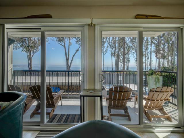 815 Balboa Avenue, Capitola CA: https://media.crmls.org/mediaz/00698aa6-4b4d-4664-8724-1a5731e94c85.jpg