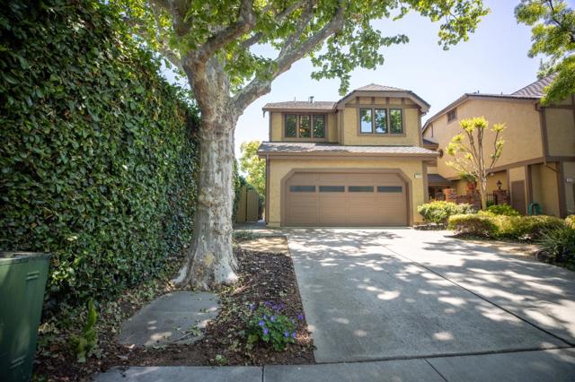 1210 Fiddlers Green, San Jose CA: https://media.crmls.org/mediaz/006a1824-0ccf-453a-8699-3e2e3912e1f4.jpg