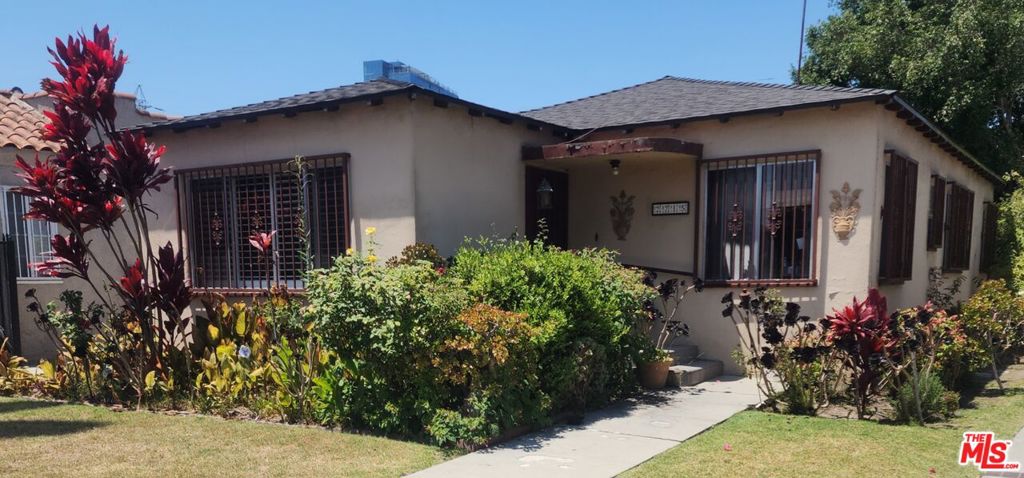 2715 Clyde Avenue