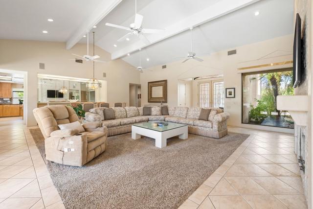 73681 Agave Lane, Palm Desert CA: https://media.crmls.org/mediaz/006dd553-e288-49e3-bd32-6e878027f0d5.jpg