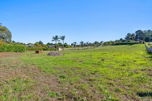 69 Crest Drive, La Selva Beach CA: https://media.crmls.org/mediaz/006e06dd-133e-42e2-becd-06ec096d481c.jpg