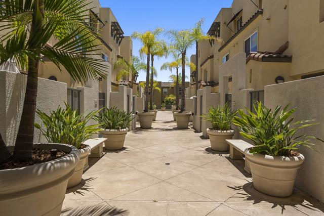 7715 El Cajon Boulevard, La Mesa CA: https://media.crmls.org/mediaz/006f30b8-966f-48a6-9f3f-e9f1ca75393e.jpg