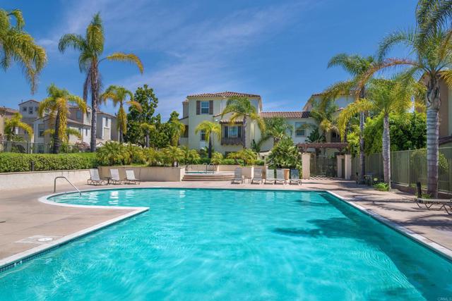 Detail Gallery Image 12 of 13 For 1291 Blue Jean Way Unit 4, Chula Vista,  CA 91913 - 2 Beds | 2/1 Baths