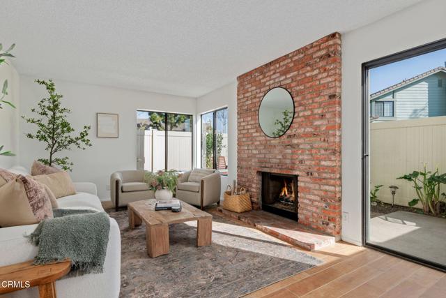 Detail Gallery Image 12 of 32 For 3426 Olds Rd, Oxnard,  CA 93033 - 5 Beds | 2/1 Baths