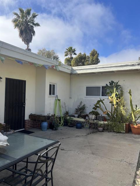 686 Via De La Valle, Solana Beach, California 92075, 3 Bedrooms Bedrooms, ,2 BathroomsBathrooms,Single Family Residence,For Sale,Via De La Valle,250018891SD