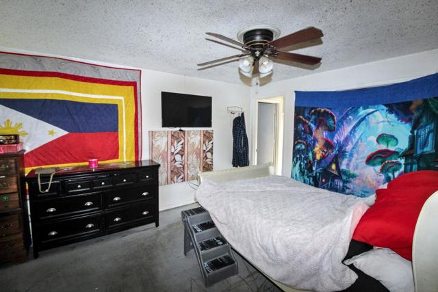 629 Pitman St, Escondido CA: https://media.crmls.org/mediaz/00720823-d2fc-47fd-a370-0c5af83fda32.jpg