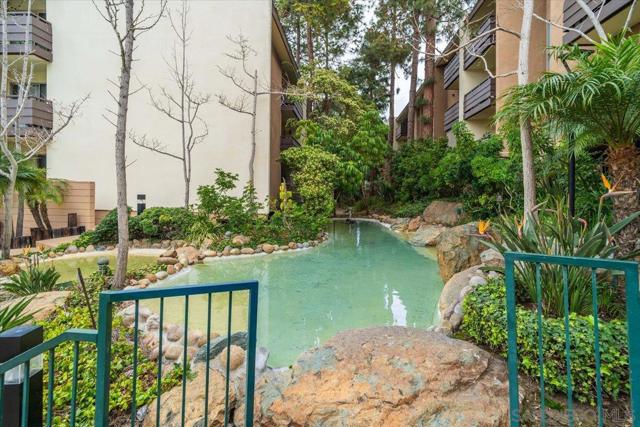 1621 Hotel Circle S, San Diego CA: https://media.crmls.org/mediaz/007354e0-c987-48c0-8b87-081036272c51.jpg
