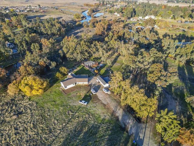 9350 Bond Road, Elk Grove CA: https://media.crmls.org/mediaz/0073f3a3-592d-454c-9bc2-5c971024dd11.jpg