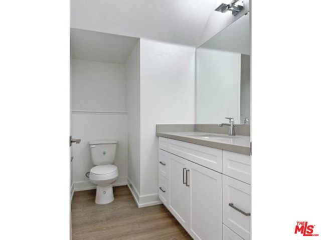 7105 TAMPA Avenue, Reseda CA: https://media.crmls.org/mediaz/007515fc-5108-4504-9293-66380dab678b.jpg