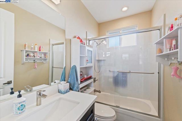 736 N P St, Livermore CA: https://media.crmls.org/mediaz/0075bb9f-c549-44e6-8e78-c8b50da1ac97.jpg