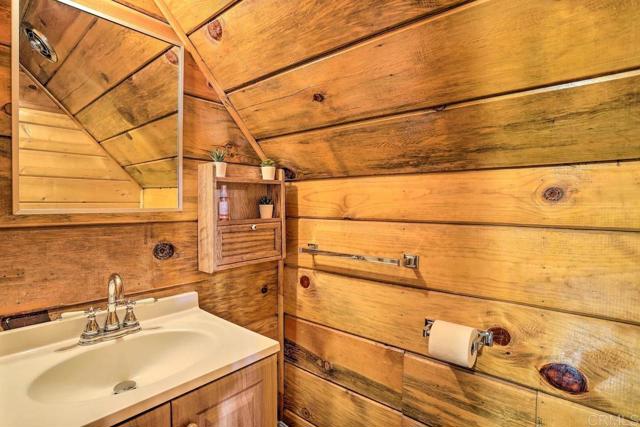 Detail Gallery Image 17 of 26 For 39112 Starview, Big Bear Lake,  CA 92315 - 3 Beds | 1/1 Baths
