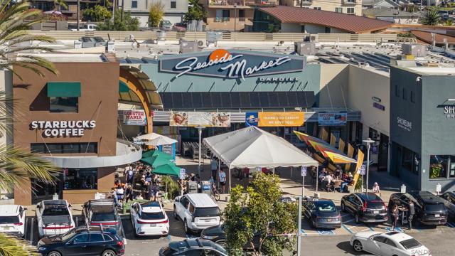 Image 50 of 61 For 1007 Genie Ln