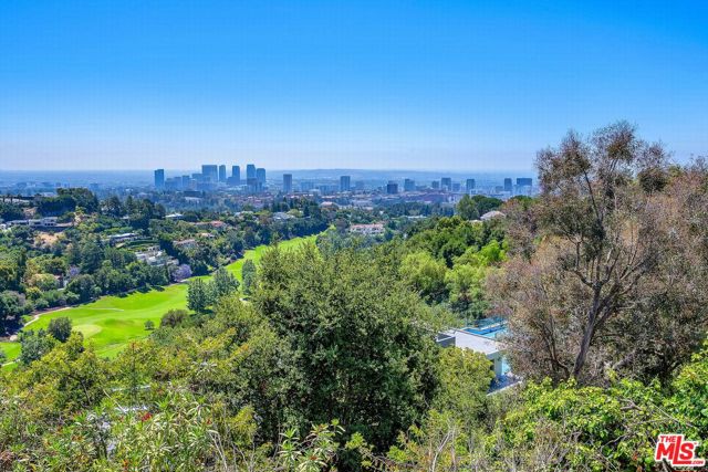 11287 Chalon Road, Los Angeles CA: https://media.crmls.org/mediaz/0078c3ae-99a0-4442-810f-7d34460aa5b0.jpg