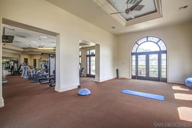 17928 El Brazo, Rancho Santa Fe CA: https://media.crmls.org/mediaz/0079f13b-4db9-43cd-8da5-f53aa6d45558.jpg