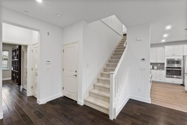 355 Crestview Circle, Daly City CA: https://media.crmls.org/mediaz/007cab4f-3200-4c6c-a527-5576ac67c3c0.jpg