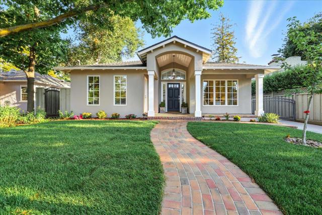 162 Del Monte Avenue, Los Altos CA: https://media.crmls.org/mediaz/007d420c-d860-4684-b7c9-e3df592a145d.jpg