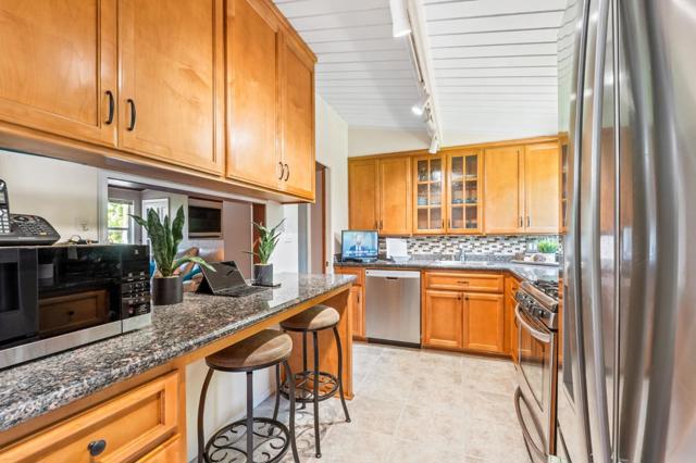 2362 Peachtree Lane, San Jose CA: https://media.crmls.org/mediaz/007df7ed-ce02-4e63-9976-03eaf33d5dcc.jpg