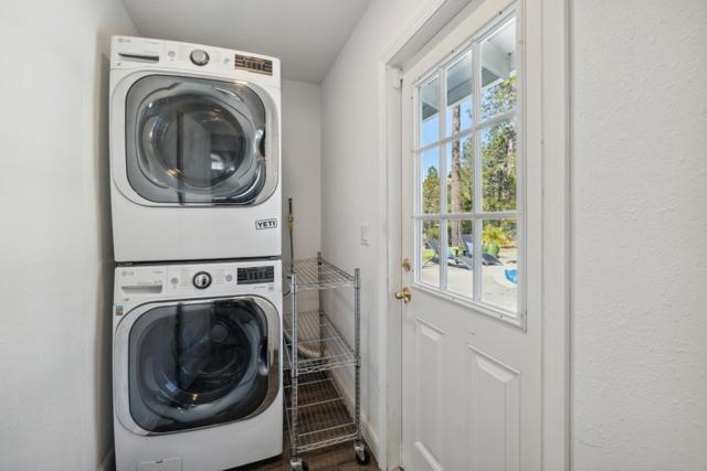 112 Alto Sol Court, Scotts Valley CA: https://media.crmls.org/mediaz/007e735b-bbcb-4957-b71b-34b89f49dc53.jpg