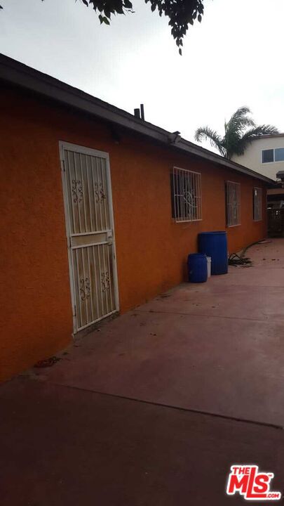 7404 Monte Viva España, Colinas De Aragon, rosarito,  CA: https://media.crmls.org/mediaz/007eb39d-2df8-4e6f-8b96-03397ff52761.jpg