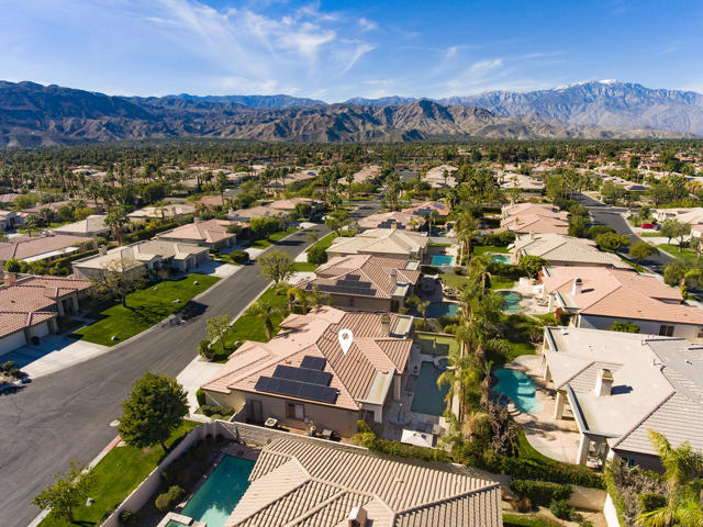 54 Camino Real, Rancho Mirage CA: https://media.crmls.org/mediaz/007ec5b1-9c70-4fcb-a4c4-c59daa859b75.jpg