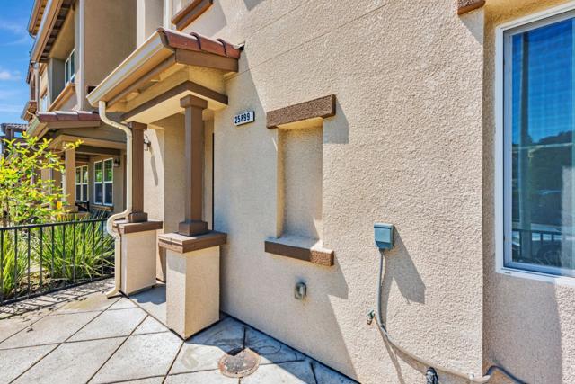 25899 Dollar Street, Hayward CA: https://media.crmls.org/mediaz/007f5b78-957b-4b5d-81d8-f5c4d67e6ba5.jpg