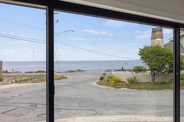 25 Coral Street, Pacific Grove CA: https://media.crmls.org/mediaz/007fb74b-1155-4c59-87a5-304012b27232.jpg