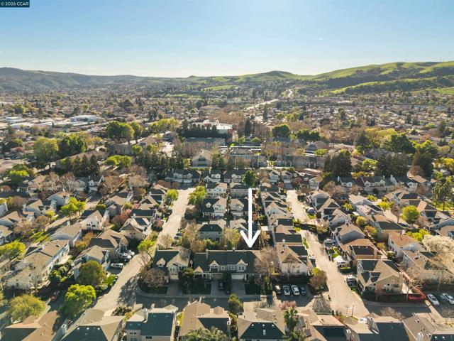 Image 21 of 60 For 34 Elmwood Dr