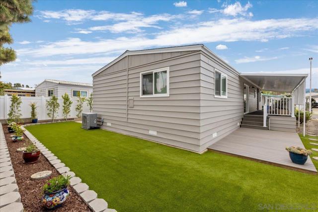 7226 San Bartolo Street, Carlsbad CA: https://media.crmls.org/mediaz/00809866-070c-4b3d-b6da-6a6fc34e601e.jpg