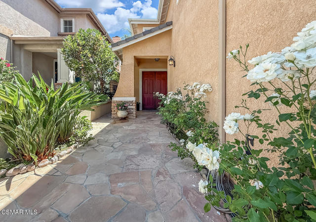 3030 Hollycrest Avenue, Thousand Oaks CA: https://media.crmls.org/mediaz/0080f25a-6748-4dc7-ab8d-cee0c219db82.jpg