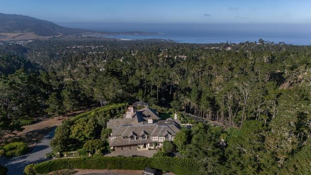 2 La Pradera Lane, Carmel CA: https://media.crmls.org/mediaz/0080fd03-d798-4d9d-a5fb-d772a6479dc6.jpg