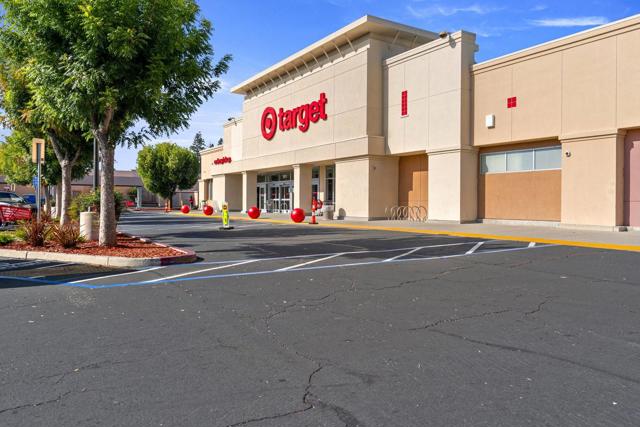 1799 Bradford Way, San Jose CA: https://media.crmls.org/mediaz/00813f32-e3ef-4a06-b184-2067e4f94ff0.jpg