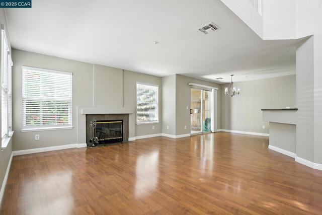 305 Daybreak Court, San Ramon CA: https://media.crmls.org/mediaz/0081670b-0c43-4ac2-bb76-6d322b8a2232.jpg