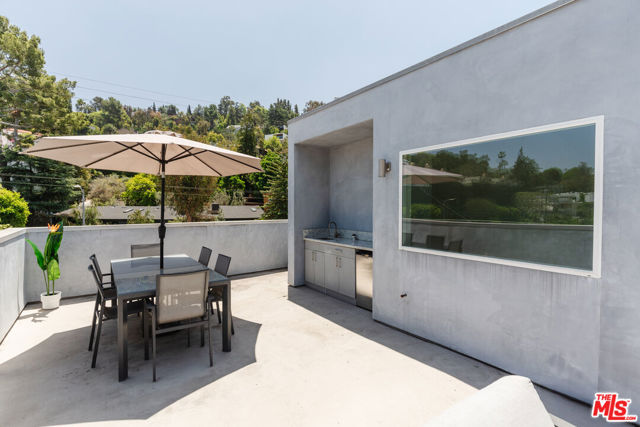1931 Griffith Park Boulevard, Los Angeles CA: https://media.crmls.org/mediaz/00829e8b-bbce-4f47-adb2-8112efd96d5e.jpg