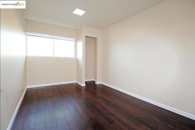 3044 Capp ST, Oakland CA: https://media.crmls.org/mediaz/008307f8-e595-4cff-812e-f666d829c604.jpg