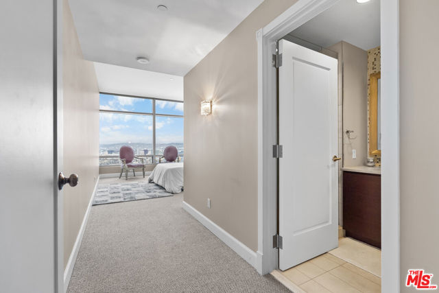 900 W Olympic Boulevard, Los Angeles CA: https://media.crmls.org/mediaz/008325ba-ac46-4e96-952c-5a54af492a81.jpg