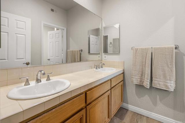 14797 Wild Colt Place, Jamul CA: https://media.crmls.org/mediaz/00835c72-9857-4de4-9a46-bf6aaddfaa7e.jpg