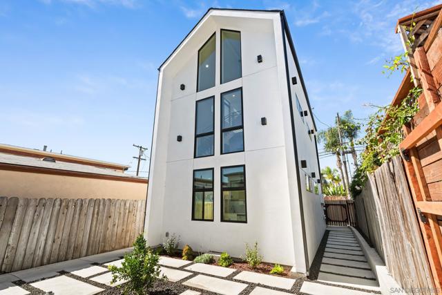 3322 Nile St, San Diego, California 92104, ,Multi-Family,For Sale,Nile St,250041126SD