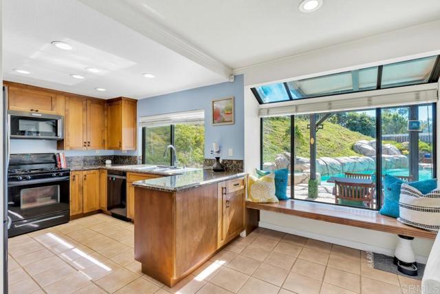 Detail Gallery Image 21 of 65 For 4153 Golden Star Ct, La Mesa,  CA 91941 - 4 Beds | 3 Baths