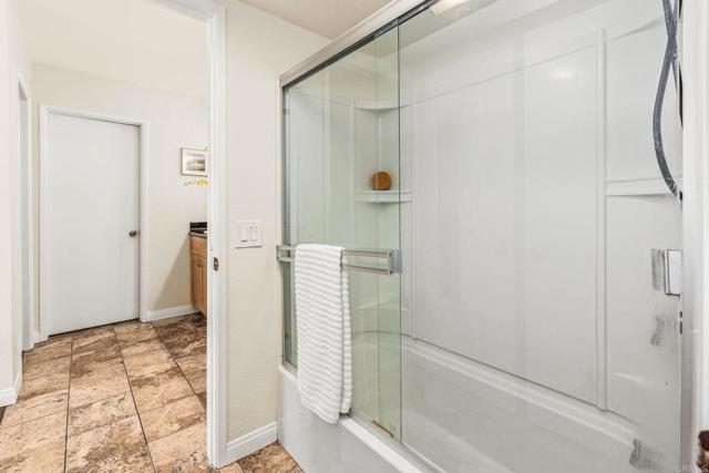 Detail Gallery Image 14 of 24 For 2920 Briarwood Rd #I-1,  Bonita,  CA 91902 - 2 Beds | 1/1 Baths