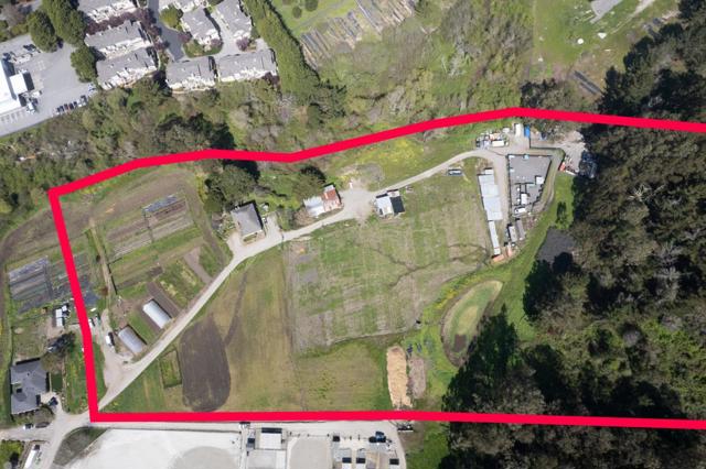 925 Miramontes Street, Half Moon Bay CA: https://media.crmls.org/mediaz/0087e0c3-ed6a-4f47-a1a6-72bcb119d896.jpg