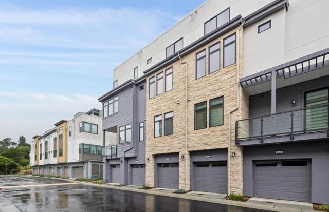 2449 Willow Way, San Mateo CA: https://media.crmls.org/mediaz/0087fdba-cbf1-4ee3-bb40-208c2698e68e.jpg
