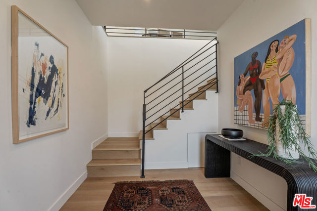 4691 Glenalbyn Drive, Los Angeles CA: https://media.crmls.org/mediaz/008885f5-309e-4357-97cf-f58d8a59fa37.jpg