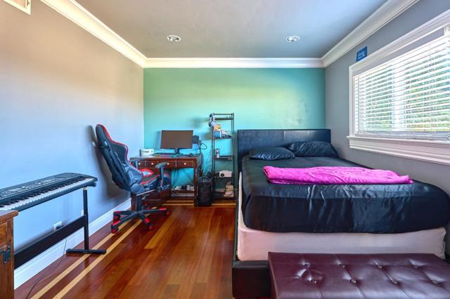 895 Greenwich Drive, Gilroy CA: https://media.crmls.org/mediaz/0088e325-66f8-4279-96e1-c428ee75b35a.jpg
