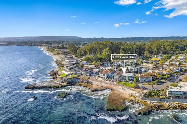9 Rockview Drive, Santa Cruz CA: https://media.crmls.org/mediaz/00891329-f5d4-4cd0-b78f-eeba0a9c932e.jpg