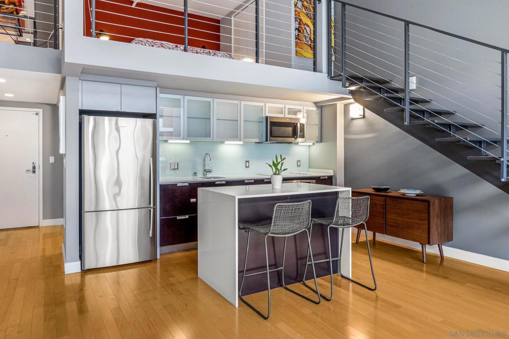 MLS #250032825SD img 3