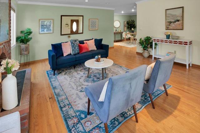 140 Suburbia Avenue, Santa Cruz CA: https://media.crmls.org/mediaz/008a7545-106e-4530-afa6-5780d1590a65.jpg