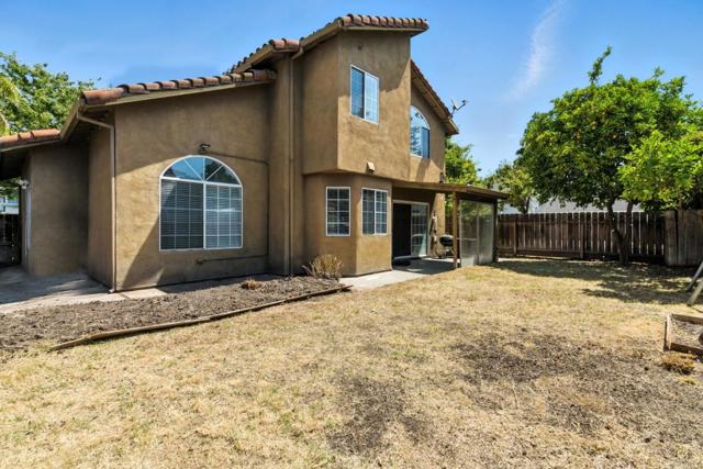 2200 Den Helder Drive, Modesto CA: https://media.crmls.org/mediaz/008aee20-e7b6-418f-a13b-bb2c2094f3ba.jpg