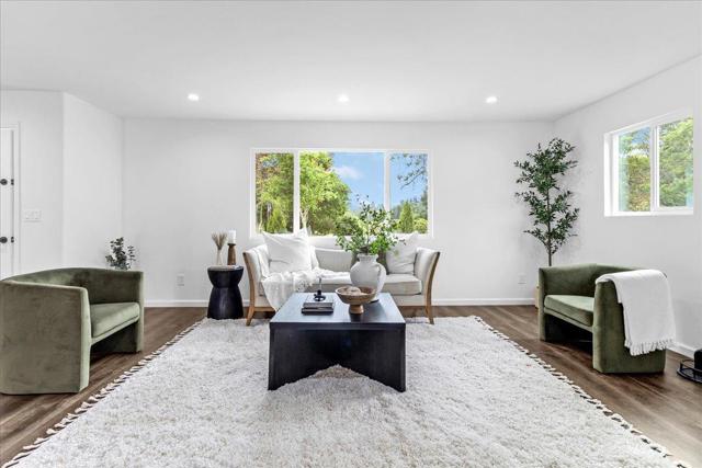 7183 Tustin Road, Salinas CA: https://media.crmls.org/mediaz/008b7deb-da97-4d0c-be8e-45ec97532c31.jpg