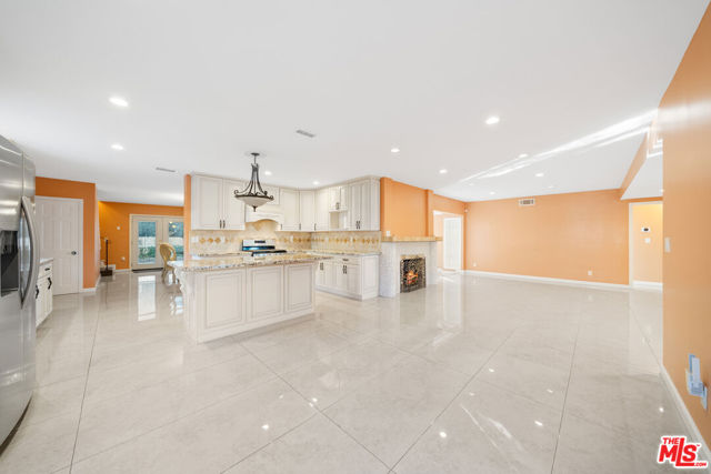 16900 Mayall Street, North Hills CA: https://media.crmls.org/mediaz/008cd8ae-dd14-4367-bcd6-55a3bd040ec8.jpg